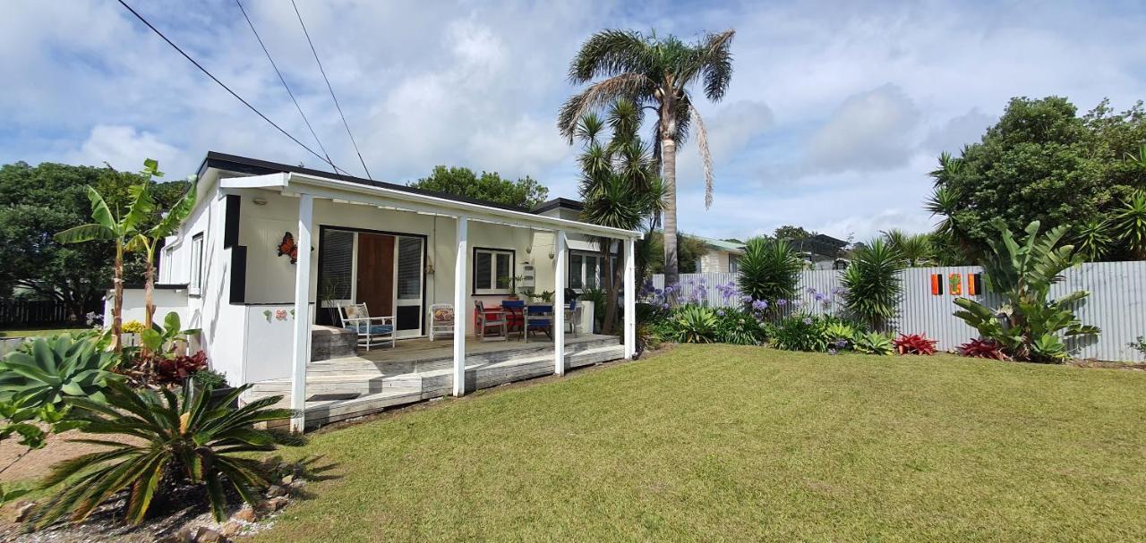 Vila Quintessential Kiwi Bach Oneroa Exteriér fotografie